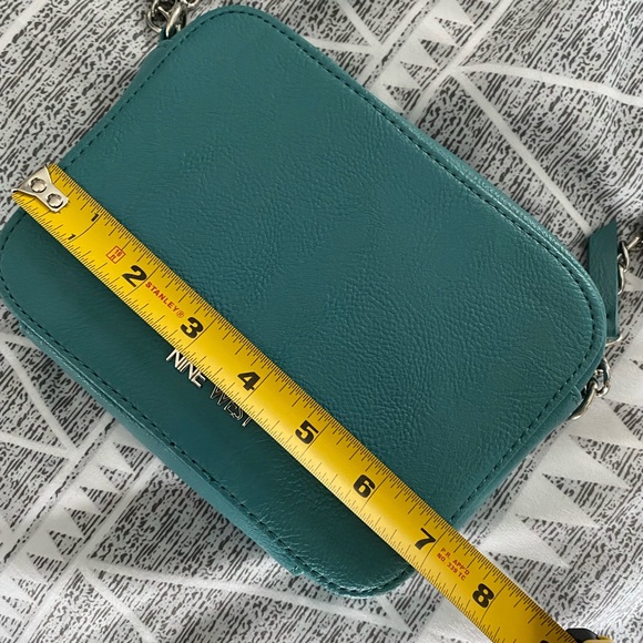 Nine Wear crossbody Purse - Picture 5 of 8